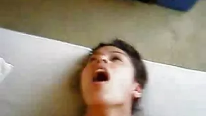 Jeune Ashley film mateur x a envie de sa partenaire