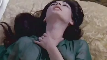 L'Allemand a persuadé le baiseur de filmer comment amatrice casting x elle suce
