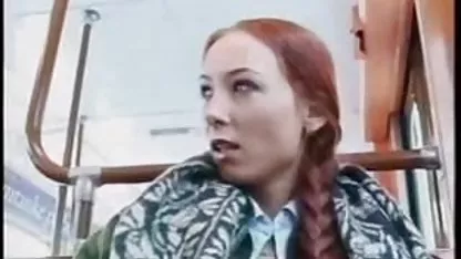 Elena film x amateur echangiste pilonne sa chatte avec un gode rose