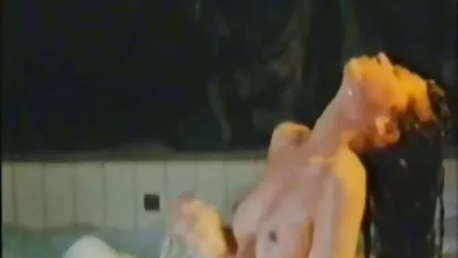 Un homme avec un membre debout creuse film x amteur sa femme et la chatte de son amant