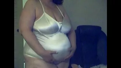 L'esclave obéissant a extrait de video x amateur les talons de deux jolies dames