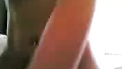 Jeune asiatique frite extrait x amateur gratuit dans une chambre d'hôtel