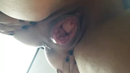 Une MILF aux cheveux roux baise vivement avec un vrai casting x mature mâle alpha