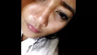 Une amatrice française xxx lesbienne obtient un orgasme enchanteur du sexe