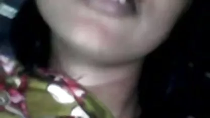 Une jeune allemande extrait de film x amateur sexy en latex baise avec son amant