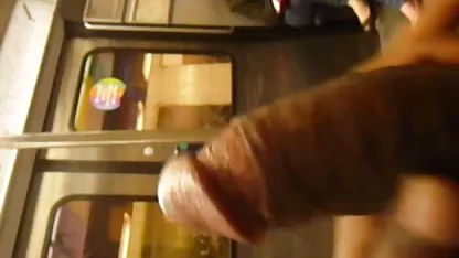 Beauty aime toucher son amateur vidéo x clitoris et baise sa chatte