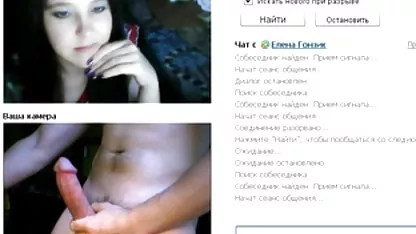 Une blonde aux gros seins se saoule avec un casting x mature baiseur