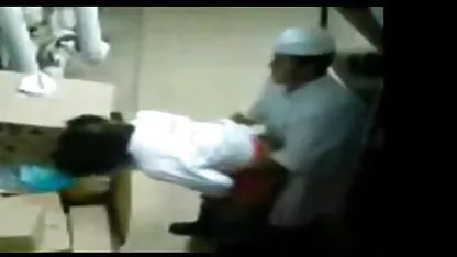 Mec film x amateur gratuit russe a conduit le phallus dans un trou humide