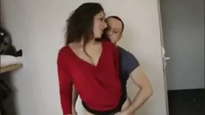 Le mec a déchiré la mignonne, voyant à quel point elle était chaude après film x amateur complet avoir regardé de la pornographie au téléphone