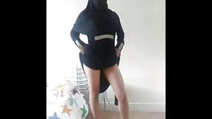Gros gode rose comme sur des roulettes pénètre dans video x amateur casting la chatte élastique d'une belle poulette